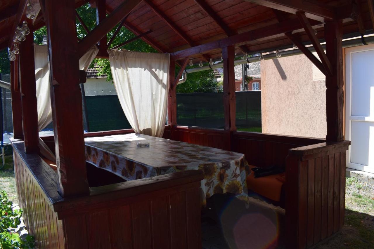 Gamma Guest House Praid Bagian luar foto