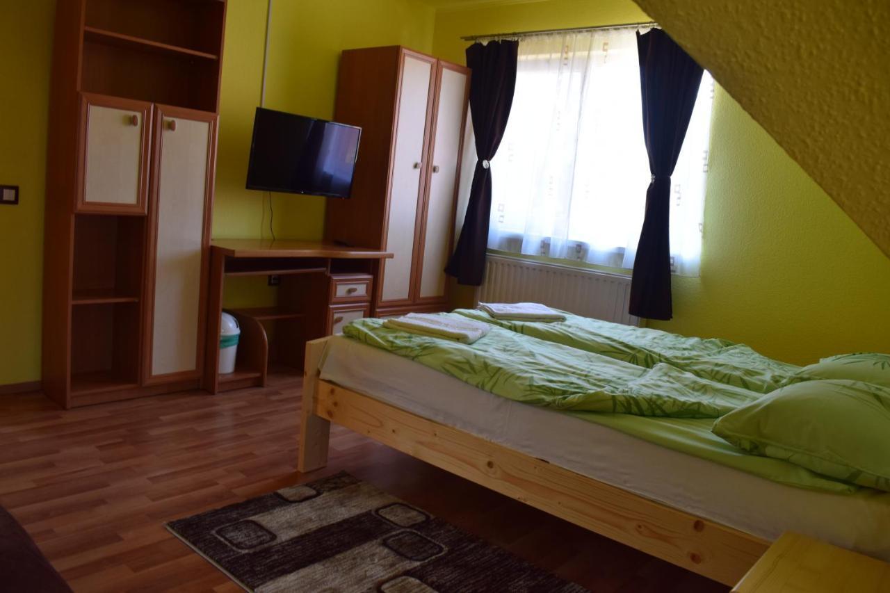Gamma Guest House Praid Bagian luar foto