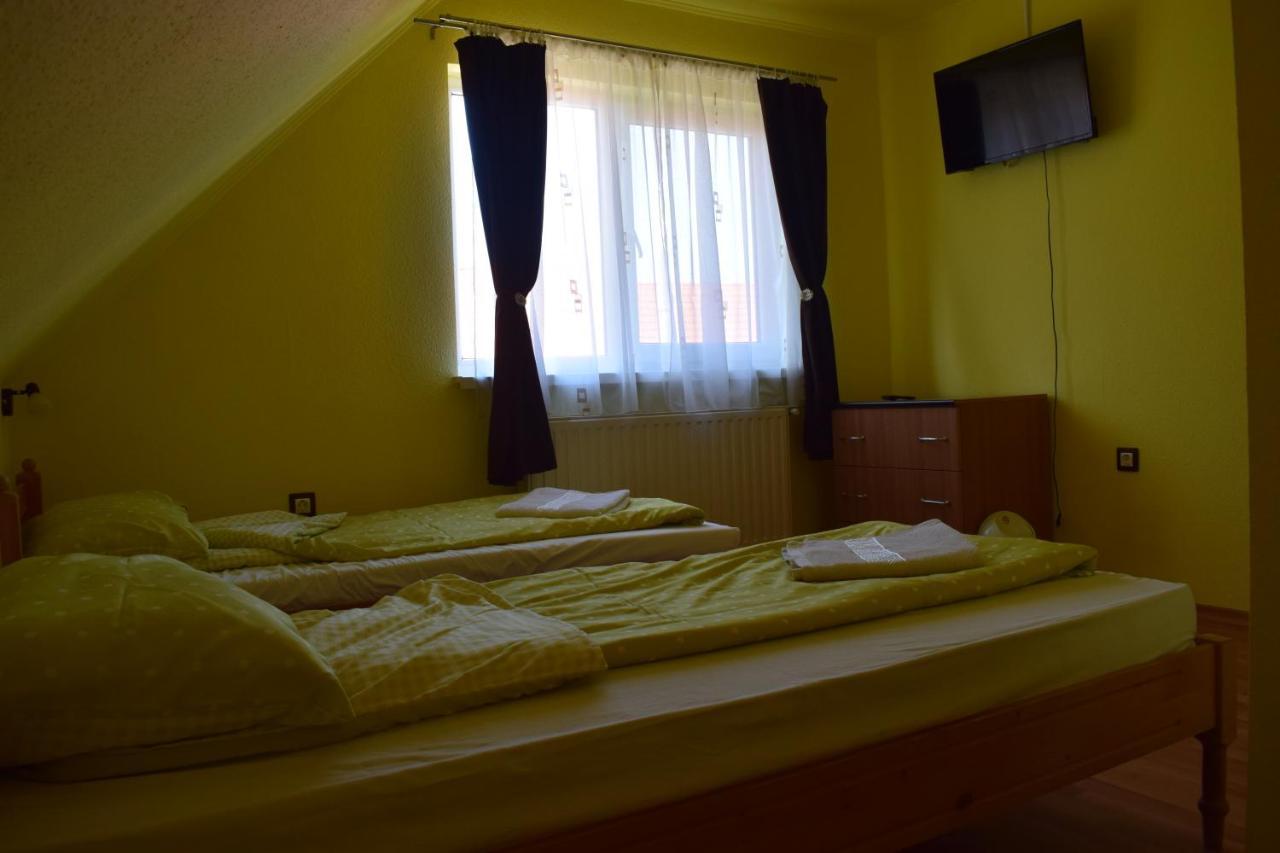 Gamma Guest House Praid Bagian luar foto