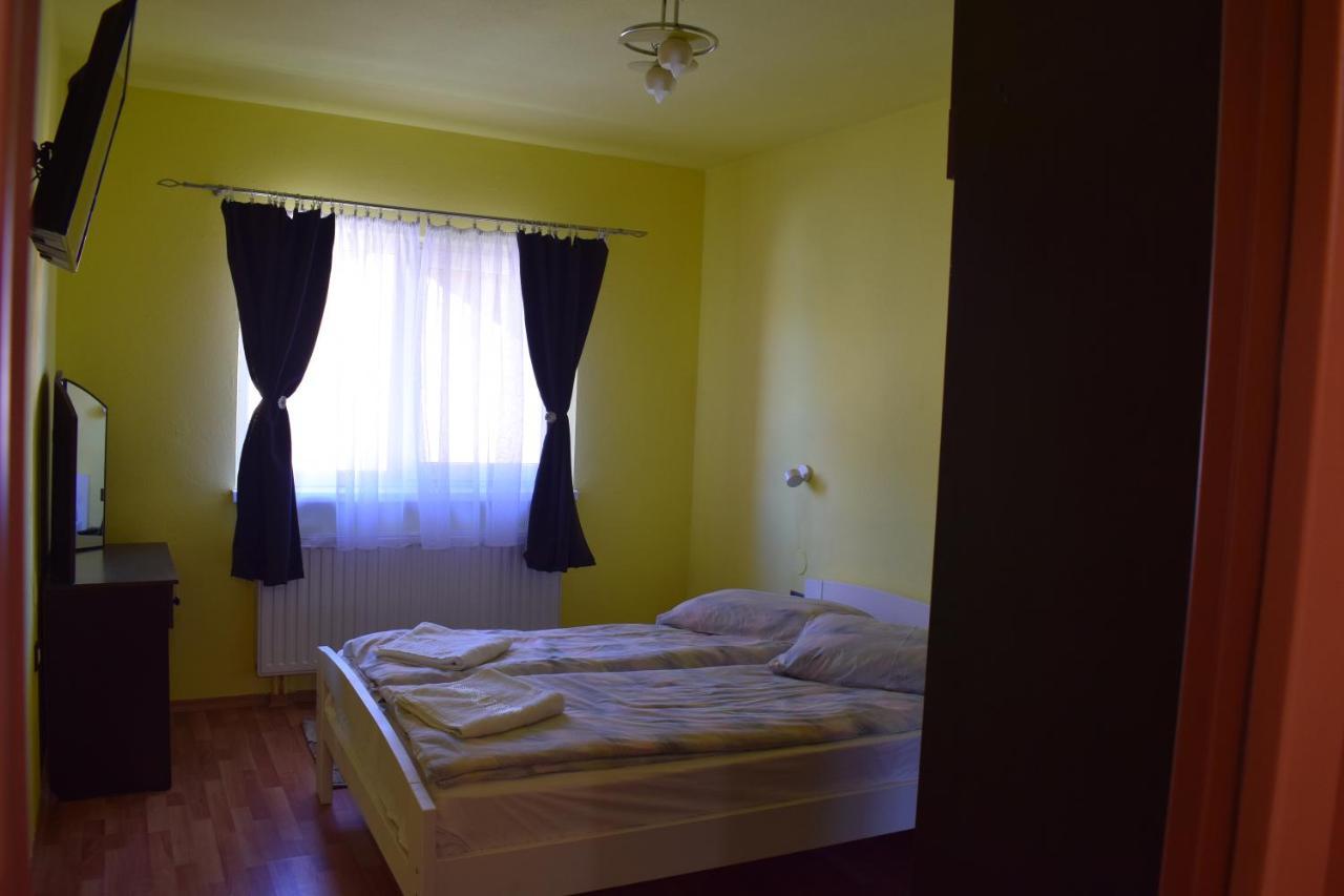 Gamma Guest House Praid Bagian luar foto